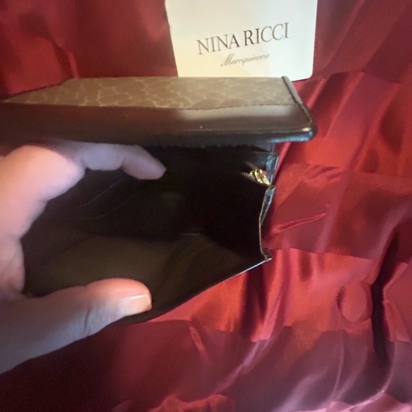 Nina ricci  maroquionerie tri fold wallet - Picture 11 of 15